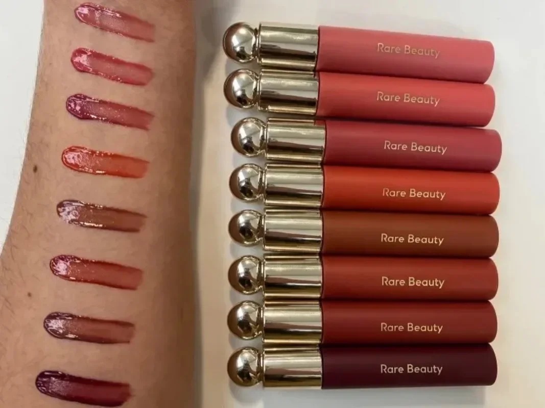 Rare Beauty Rouge à lèvres, Fa - Rare Beauty Makeup Highlighter avis et prix