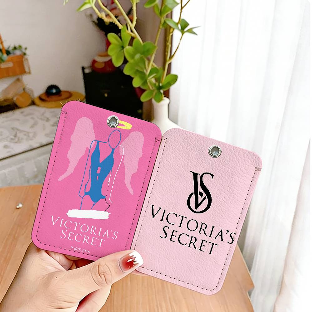 Porte-cartes rectangulaire V-V - Beauty Makeup Louis Vuitton avis et prix