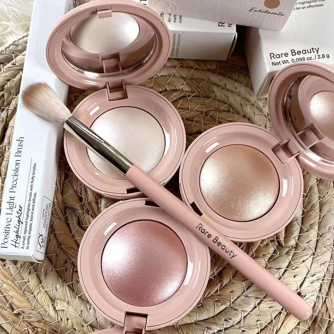 Poudre à reflets de beauté Rar - Rare Beauty Makeup Highlighter avis et prix