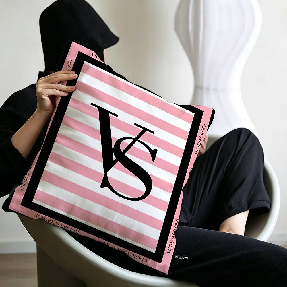 Housse de coussin classique av - Beauty Makeup Louis Vuitton avis et prix