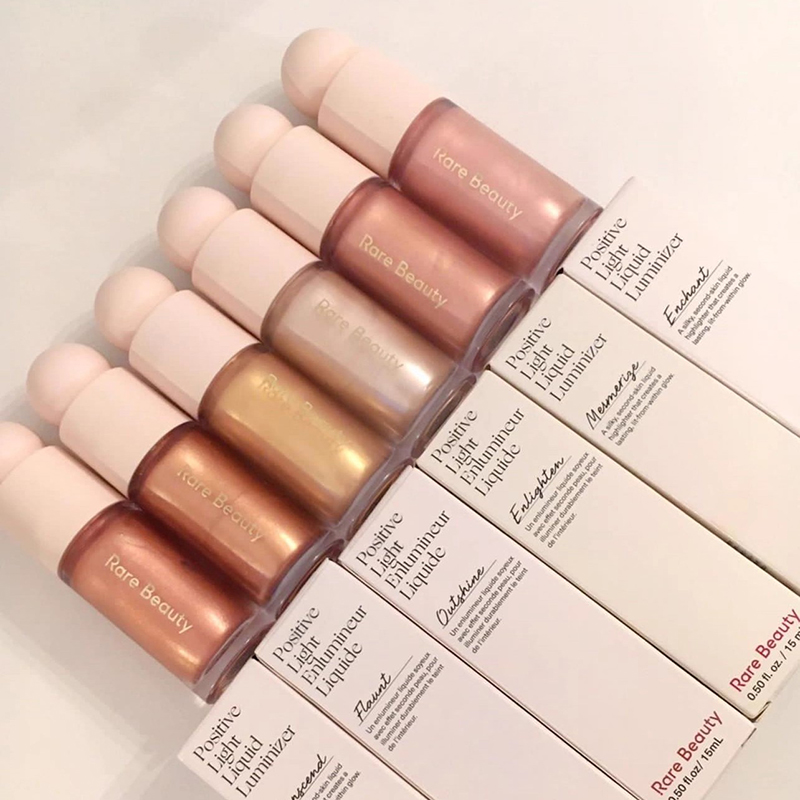 Highlighter Rare Beauty, fini  - Rare Beauty Makeup Highlighter avis et prix
